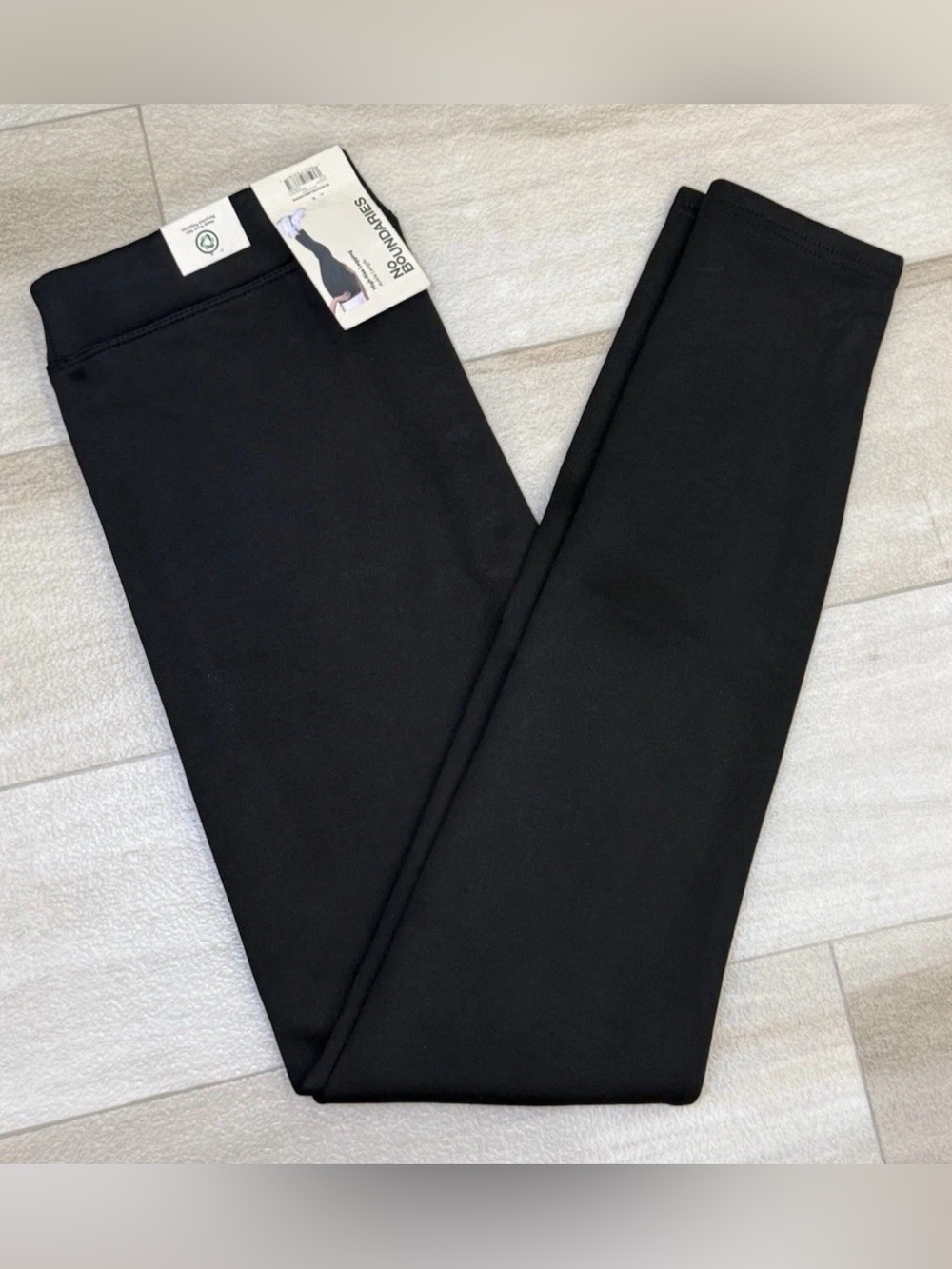 NWT NEW No Boundaries Women's Size L Ankle
Leggings High-Rise 31" Inseam • Black